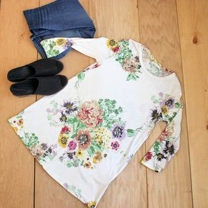 Ivory 3/4 Sleeve Floral Tunic